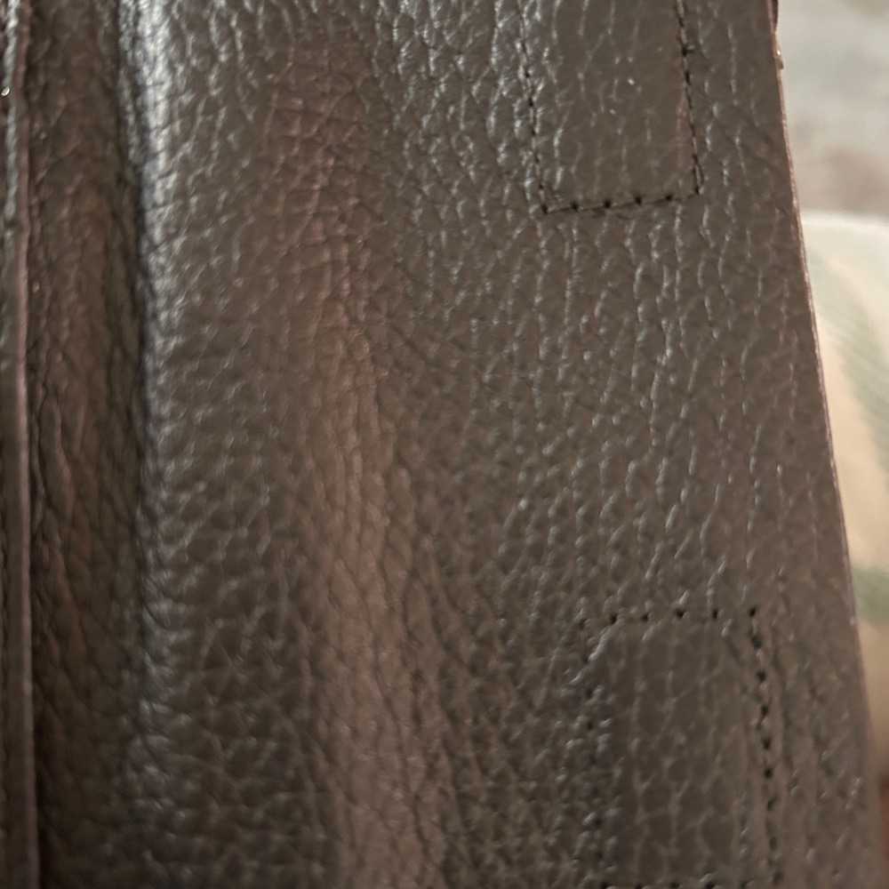 Sold
Brighton Brown Pebbled Leather ID Wallet with Silver Toggle Detail - Picture 5 of 14